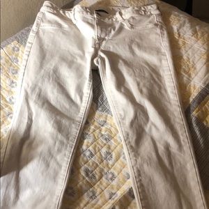 American Eagle White “Super Super Stretch” Jeans